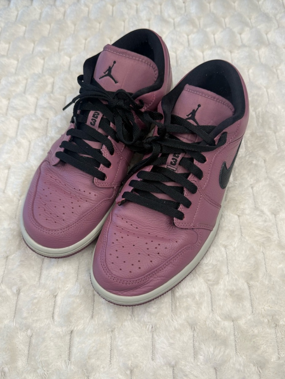 Size 10 - Air Jordan 1 SE Low Light Mulberry W